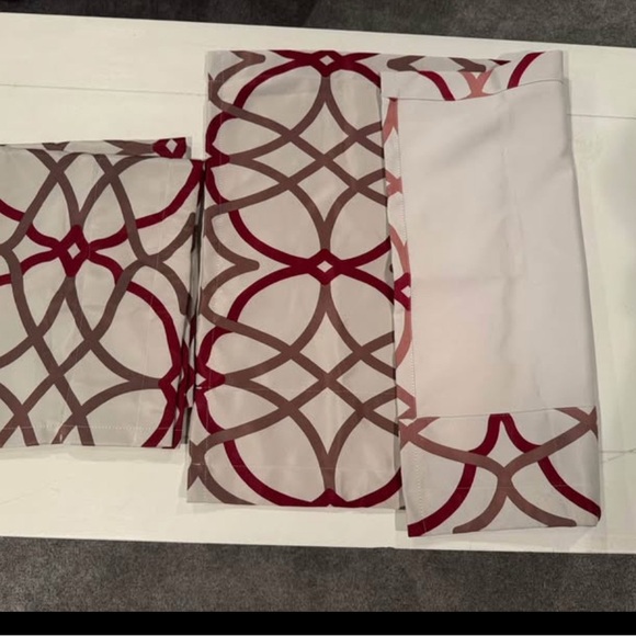 Geometric Pattern curtains - Picture 2 of 2